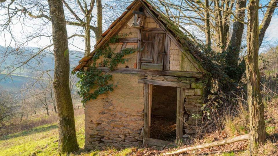 old-abandoned-small-house