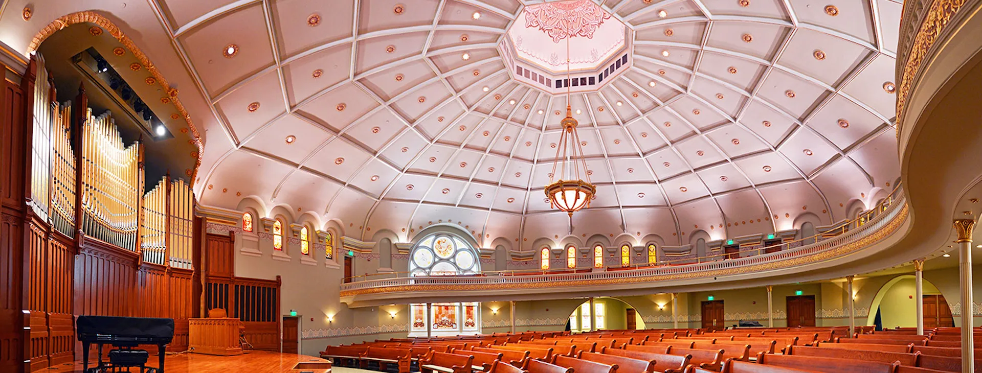 GrandHall_1400x700