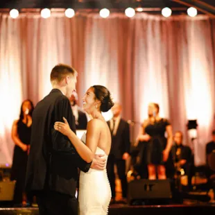 Megan_Peter-FirstDance-12