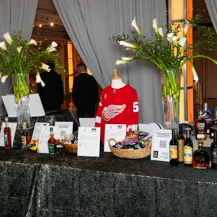 in-cure-of-ms-gala-event-decor-crane-bay-indianapolis