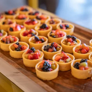 Hors D'oeuvres-Mini Fruit Tartlets