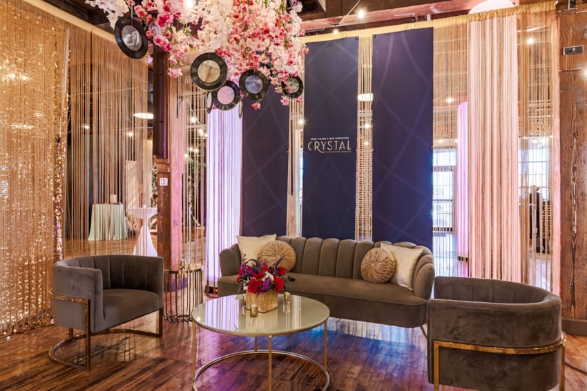 swift-shimmer-taylor-swift-event-lounge-decor