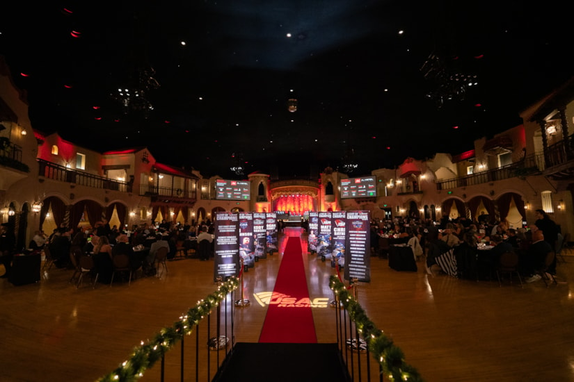 tech-display-indiana-roof-ballroom-av