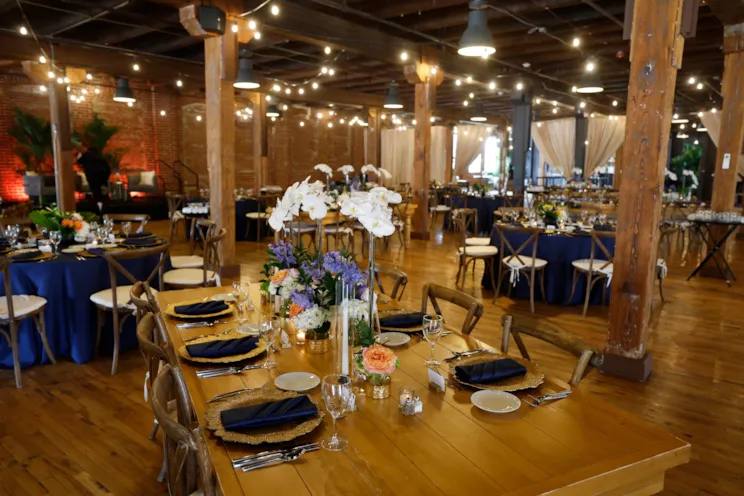 heirloom-indy-centerpiece-bright-florals