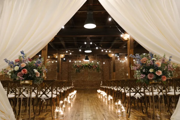 heirloom-downtown-indy-ceremony-seating-theater