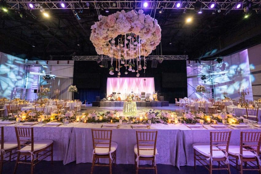 nascimento-stephenson-wedding-reception-crane-bay-indianapolis-crystal