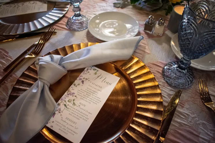 crystal-tasting-event-centerpiece-heirloom-menu-card