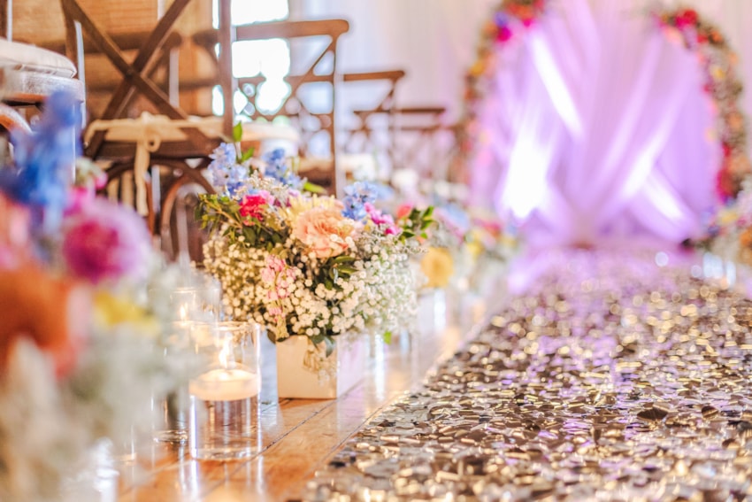 taylor-swift-inspired-wedding-heirloom-downtown-indy-lover-era-setup-florals