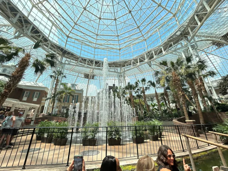 crystal-retreat-gaylord-grand-opry-nashville