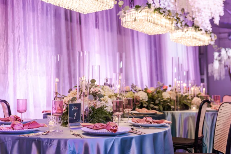 crane-bay-wedding-tables