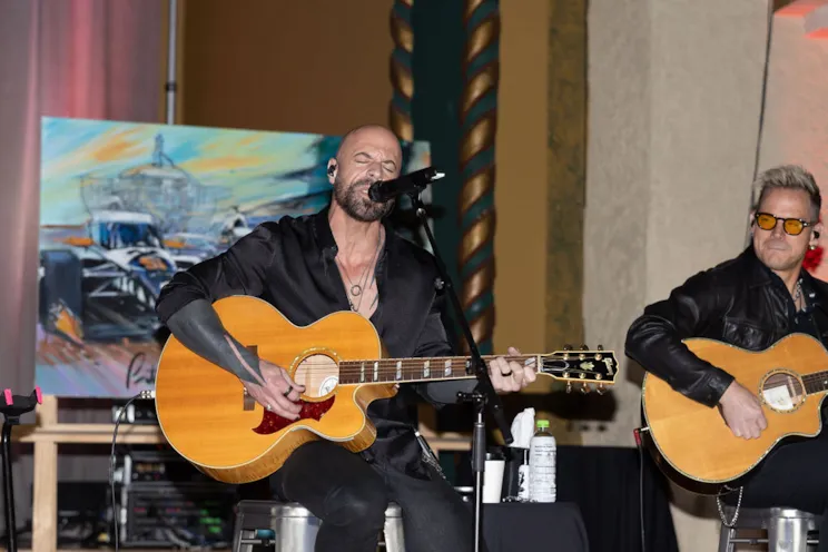conquer-paralysis-now-indiana-roof-ballroom-chris-daughtry