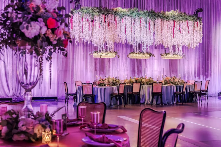 crane-bay-seating-arrangement-downtown-indianapolis