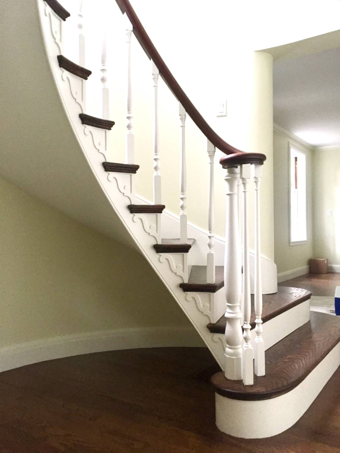 Painting Restoration of Georgian Colonial House