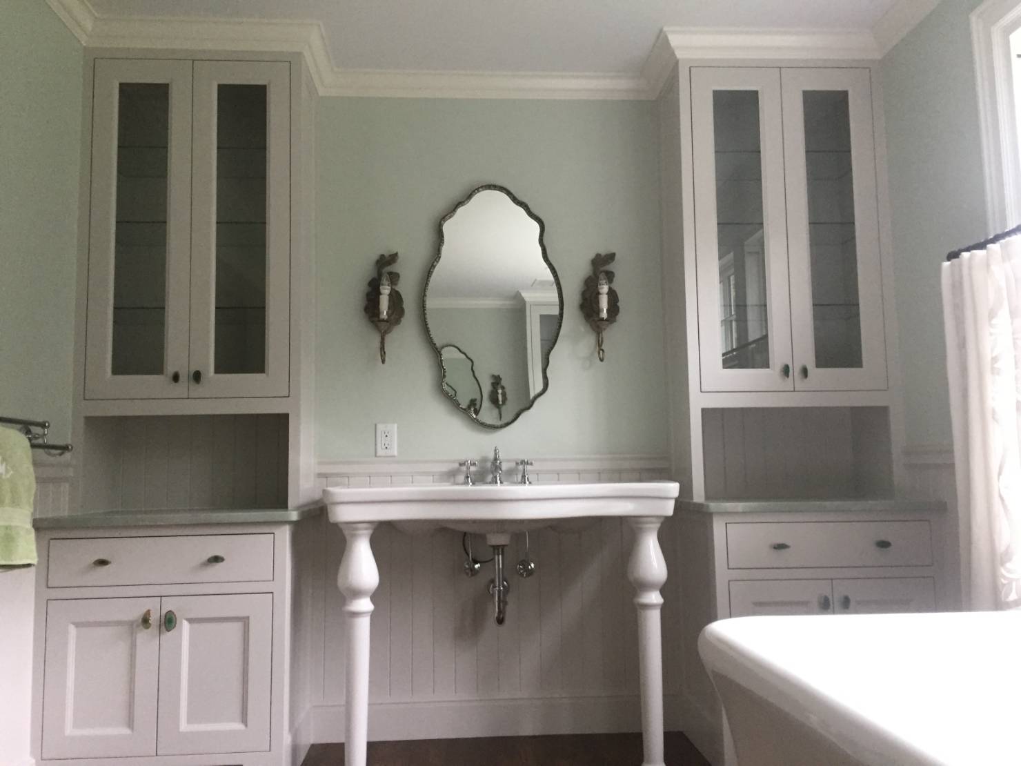 Painting Restoration of Georgian Colonial House