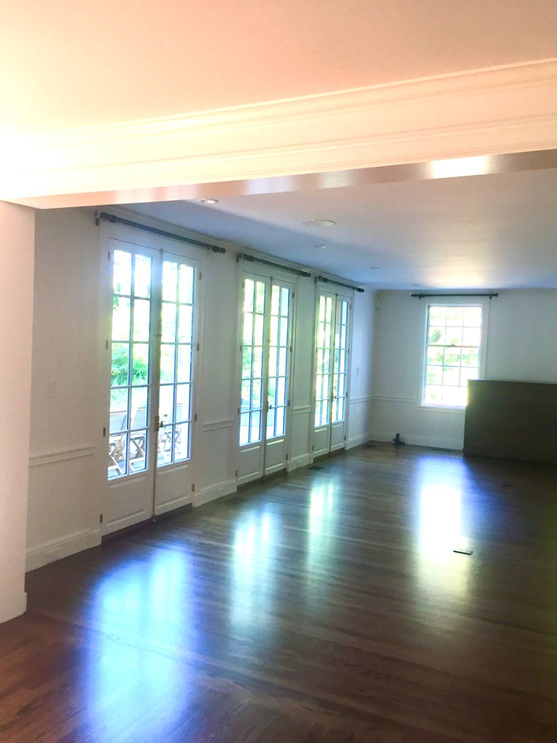 Painting Restoration of Georgian Colonial House