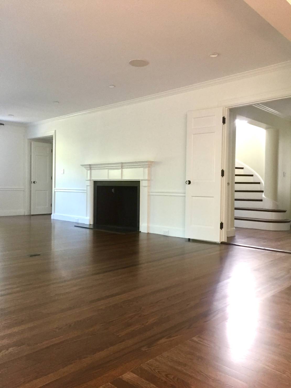 Painting Restoration of Georgian Colonial House