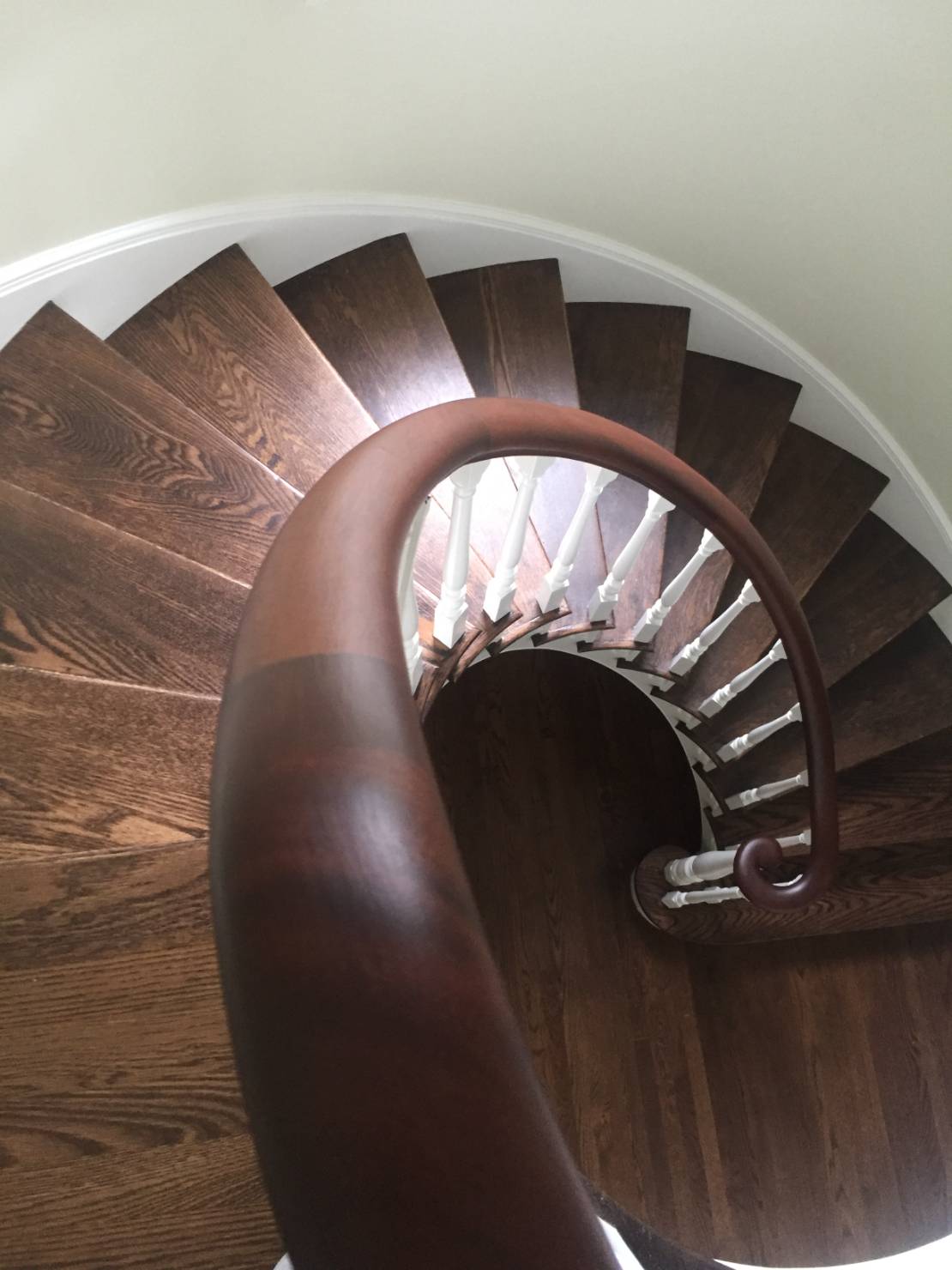 Painting Restoration of Georgian Colonial House