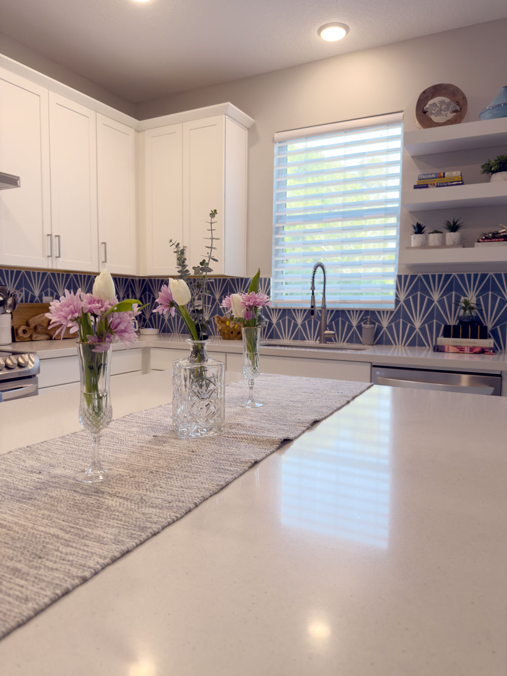 Intrigue_PretentiousKitchen