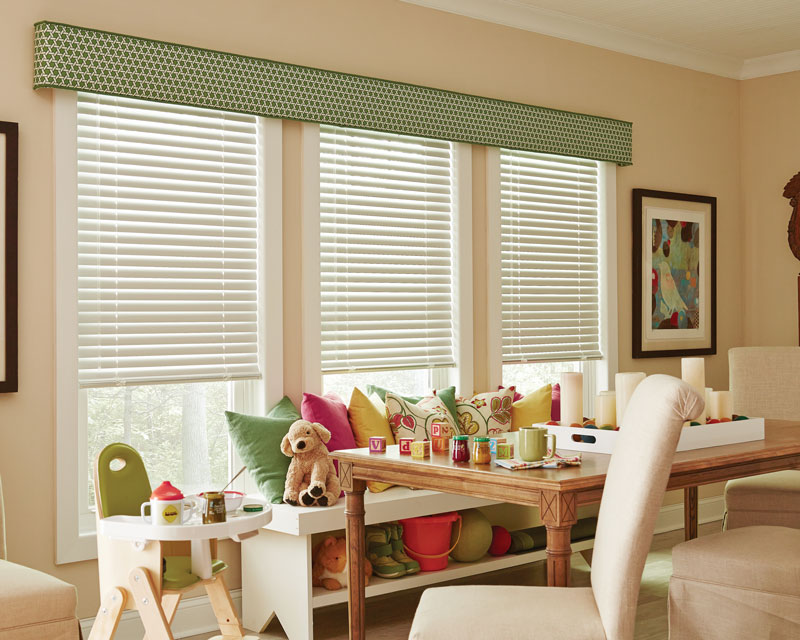 Classic Collection® Aluminum Blinds with Interior Masterpieces® Fabric Cornice & Custom Pillows