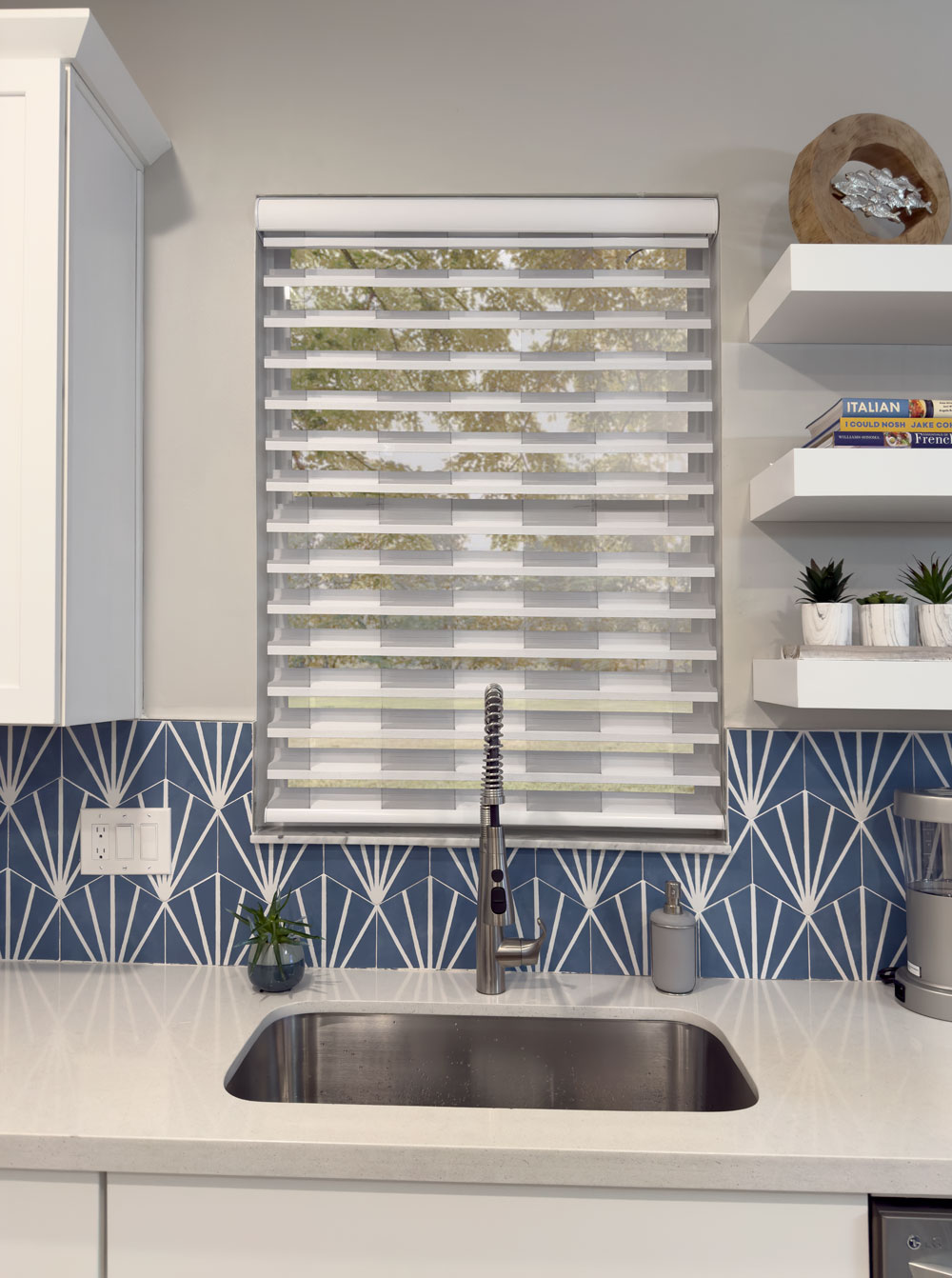 kitchen_OutsideView