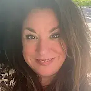 Becky Profile Picture 