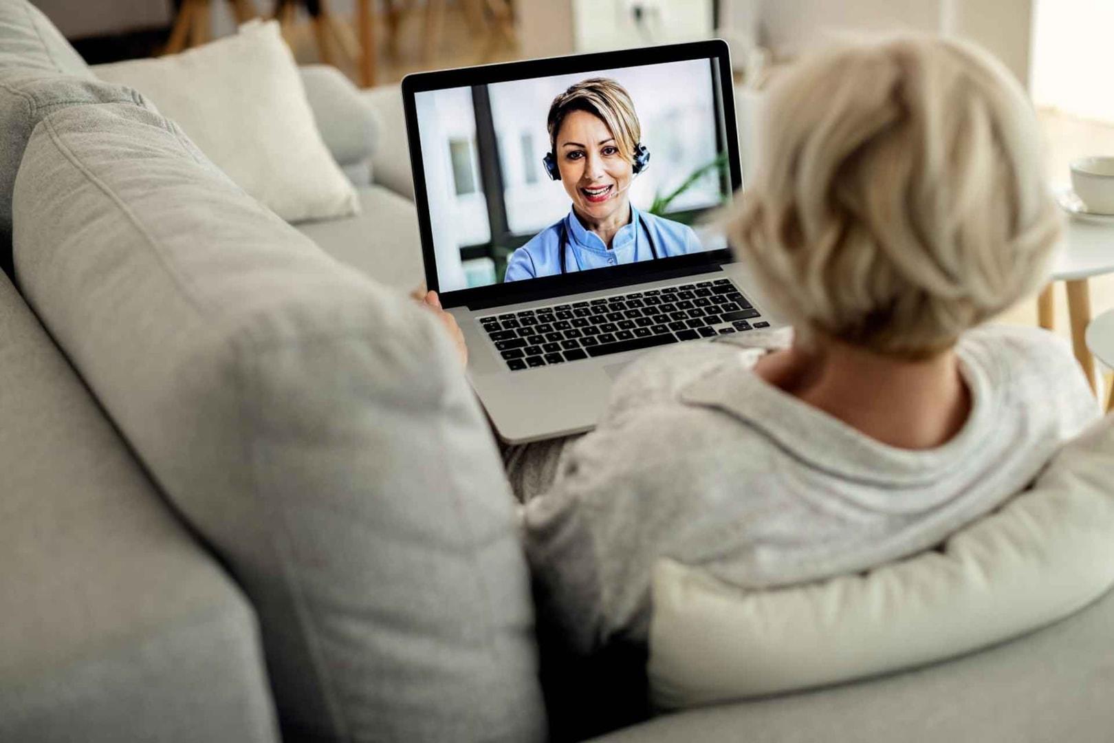 telehealth-consultation