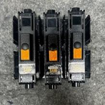 Buss_3_pole_fuse_holder_and_covers_6