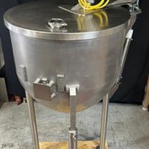stainless_steel_250_gal_hemispherical_mixing_tank_cdm_6