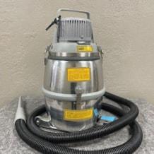 Nilfisk_GM80_Vacuum_1
