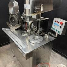 sntj_c6_capsule_filler_3