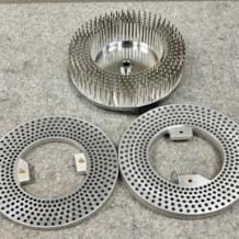 C_Size_0_capsule_parts_with_auger_2