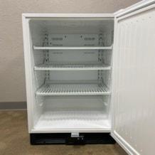 VWR_Lab_Refrigerator_SR-L611W_2