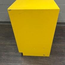 justrite_flammable_storage_cabinet_25732_2