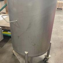 custom_metalcraft_100_gallon_mixing_tank_1