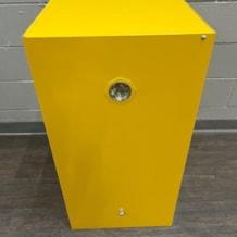 edsal_sc12f_flammable_safety_cabinet_3