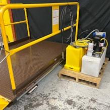 vestil_wl_100_truck_sissor_dock_lift_3