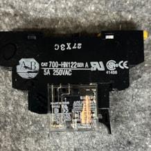 Allen_Bradley_a_base_with_relay_1
