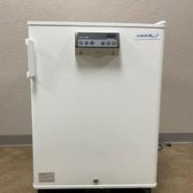 VWR_Lab_Refrigerator_SR-L611W_1