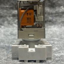 Allen_Bradley_700_HA33A1_base_relay_2