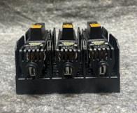 Buss_3_pole_fuse_holder_and_covers_1