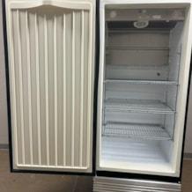 Frigidaire_Commercial_Refrigerator_3