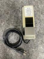 UVP_UVGL-15_Compact_UV_Lamp_1