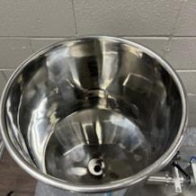 Pneumatic_Piston_Filling_Machine_6
