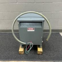 square_d_three_phase_electrical_transformer_3