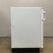 VWR_Lab_Refrigerator_SR-L611W_9