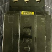 square_d_3_pole_circuit_breaker_5