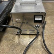 Advanced_Machinery_Company_Floor_Scrubber_8