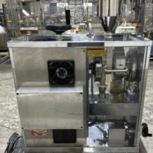 riva_minipress_tablet_press_4