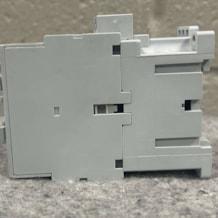 Allen_Bradley_100_C30_00_contactor_2