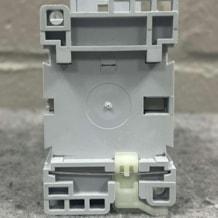 Allen_Bradley_100_C30_00_contactor_4